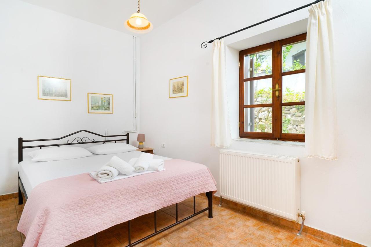 Villa Nina Panajía Kültér fotó